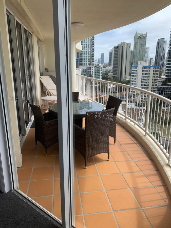 Stunning 2 Bedroom Ocean View Apartment Gold Coast Exterior photo