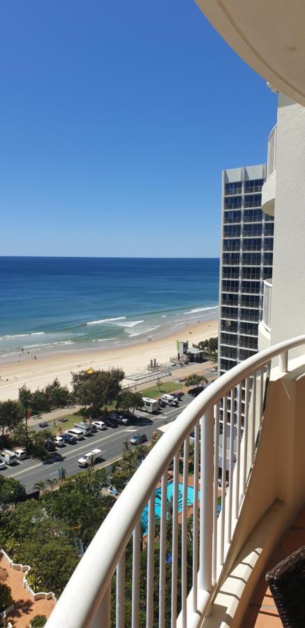 Stunning 2 Bedroom Ocean View Apartment Gold Coast Exterior photo
